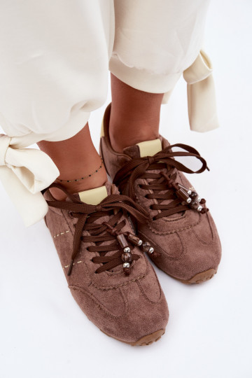 Chaussures modèle baskets Le bas des femmes avec des perles marron Galora