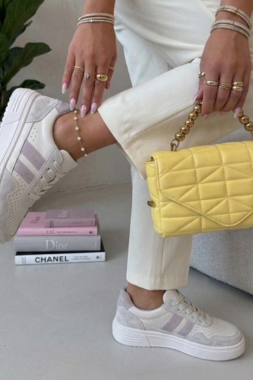 Baskets couleur sable en... 2