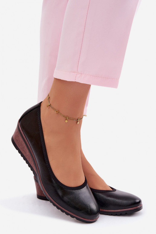 Schuhe Feminin mit einer Plattform Vinceza 58628 schZuarze Farbe