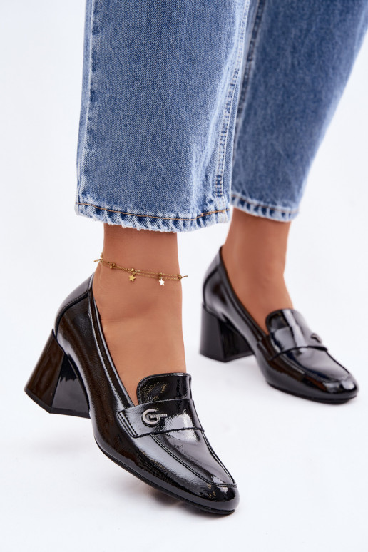 Bottines en cuir véritable laqué Féminin avec des talons Vinceza 18119 couleur noire