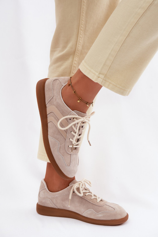 Peau en daim Chaussures modèle baskets Le bas des femmes beige Perinae