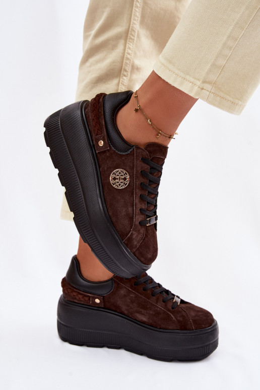 Peau en daim Chaussures modèle baskets Féminin avec une plateforme D&A LR61-7094 CzekoladoÀe