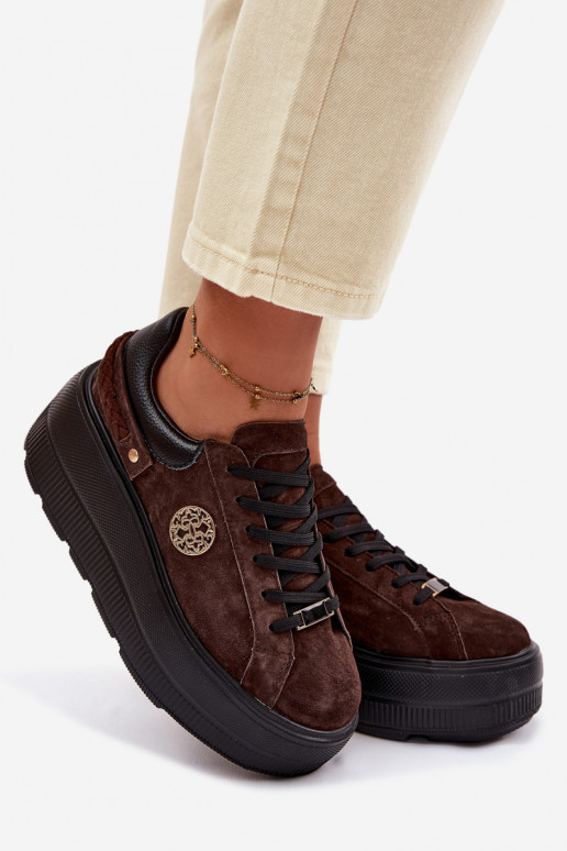 Peau en daim Chaussures modèle baskets Féminin avec une plateforme D&A LR61-7094 CzekoladoÀe