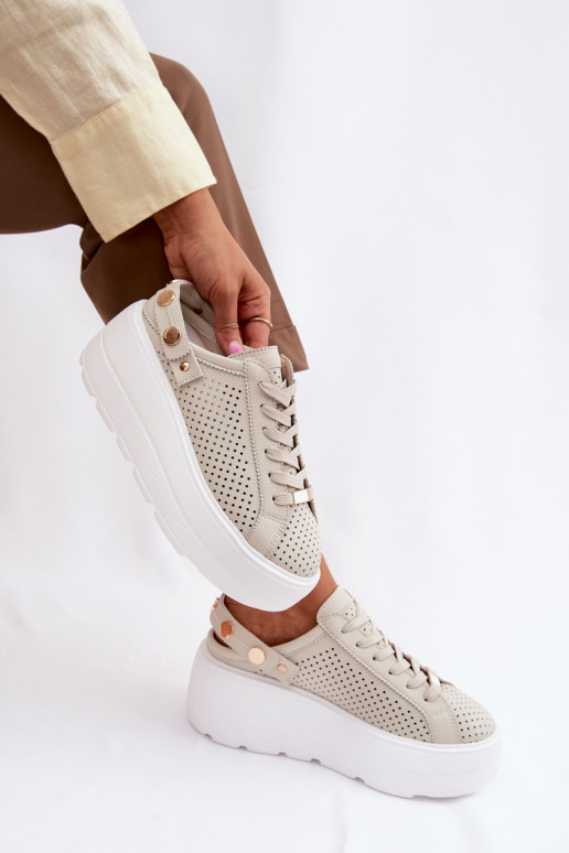 Peau avec des éléments ajourés Chaussures modèle baskets Féminin avec une plateforme avec des sangles Activé Pięcie D&A LR61-708