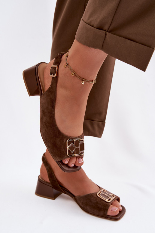 Eleganter Stil SandalenErmöglichtturalnego aus INildlederu mit Absätzen D&A CE61-3127 braune Farbe