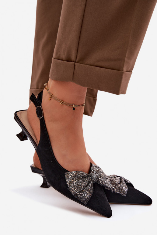 Peau Sandales en daim avec des rubans avec des talons D&A CR61-3130 couleur noire