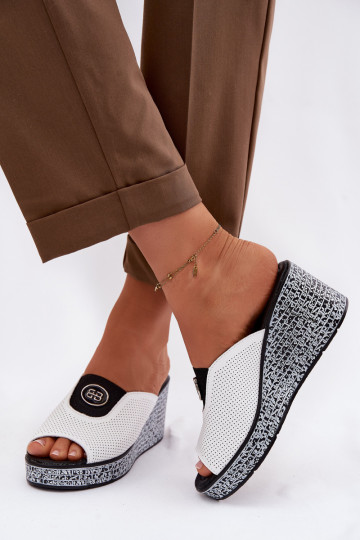 Leren pantoffels met platform met ornamenten S.Barski LR61-7011 Initte kleur