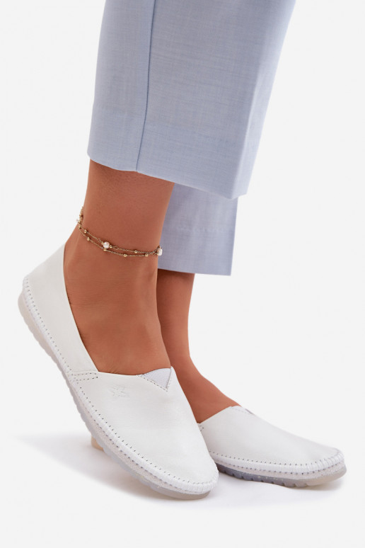 Féminin Ballerines Il fautciejka 01930-11 couleur blanche