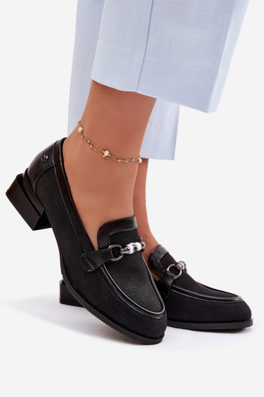 chaussures Féminin avec des talons Avec des décorations Detalem couleur noire Meliva