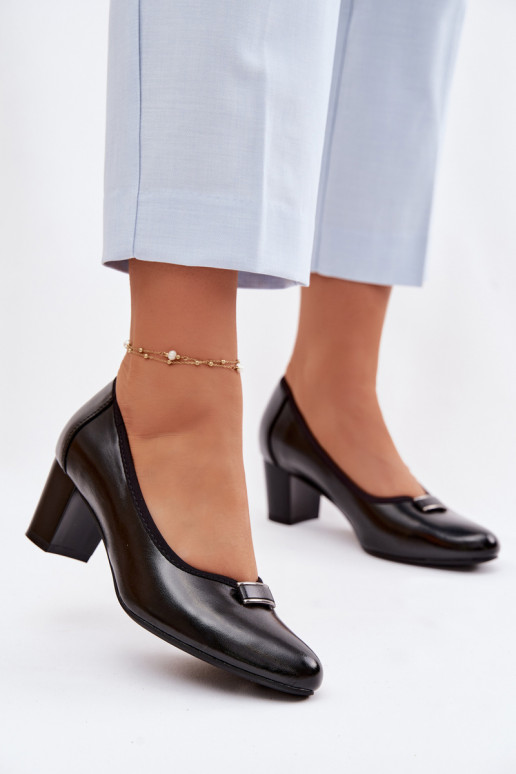 Chaussures avec des talons Vinceza 58622 couleur noire