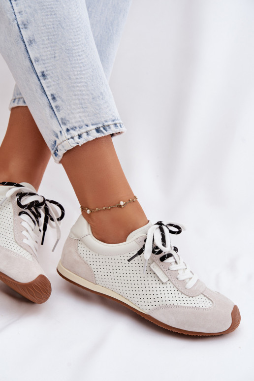 Peau en daim Chaussures modèle baskets Féminin Big Star TT274555 couleur blanche