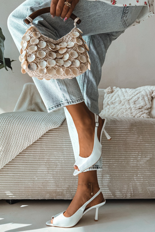 Sandales pour femmes avec des talons fins couleur blanche Sevina