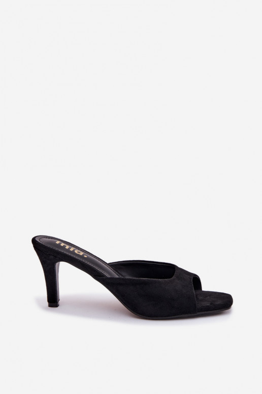 Pantoufles pour femmes Activé Smukłym Obcasie couleur noire Revina