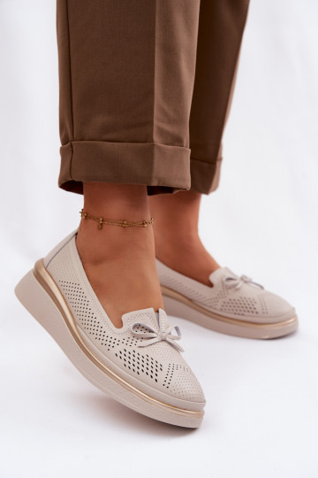 Haut mit durchbrochenen Elementen Schuhe mit einer Plattform S.Barski LR61-7043 Beige 2