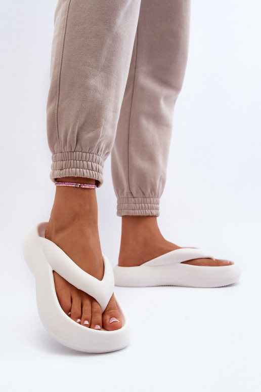 Chaussons femme avec mousse Chaussons couleur blanche Roux