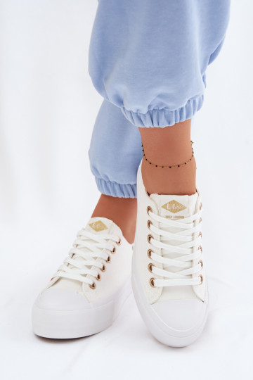 Chaussures de loisirs avec une plateforme Lee Cooper LCDANS-26-31-4369 couleur blanche