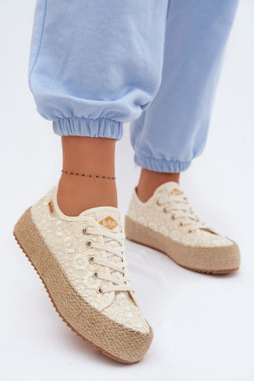 mit Spitzenmotiven lässige Schuhe Espadrilles mit einer Plattform Lee Cooper LCIN-26-31-4328 Beige 2