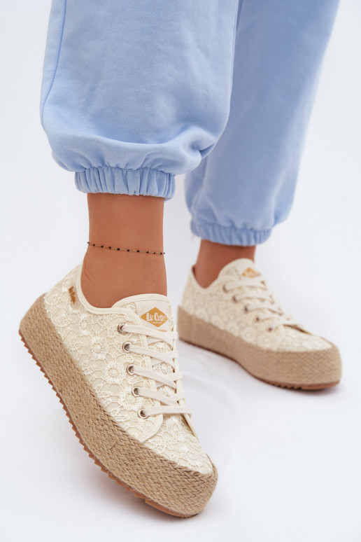 avec des motifs de dentelle chaussures décontractées espadrilles avec une plateforme Lee Cooper LCDANS-26-31-4328 beige