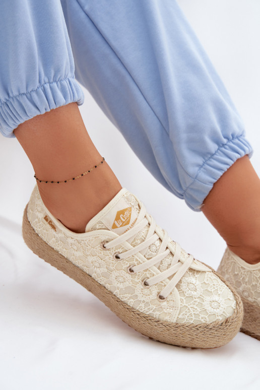 avec des motifs de dentelle chaussures décontractées espadrilles avec une plateforme Lee Cooper LCDANS-26-31-4328 beige