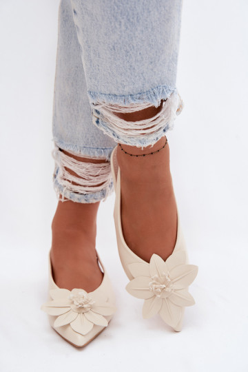 Sandales couleur ivoire avec talons larges et fleur décorative Telivette 2