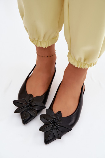 Dames zwarte sandalen met brede hakken en decoratieve bloem Telivette