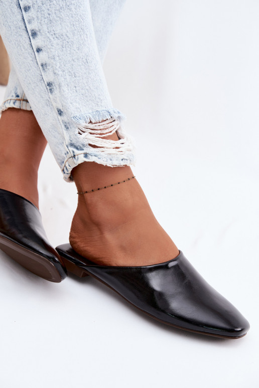 Pantoufles pour femmes MuleImitacji Skóry isocèle couleur noire Romelle