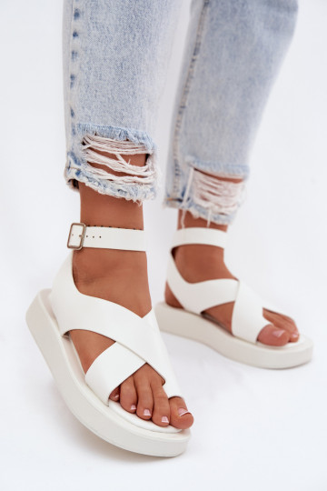Sandalen aus Öko-Leder mit einer Plattform Zueiße Farbe Zella 2