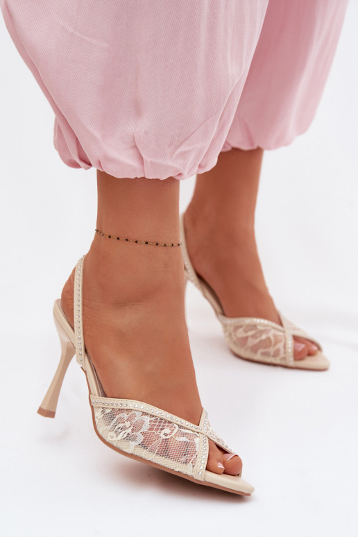 Sandales pour femmes avec des talons fins avec de la dentelle I Zdobieniem beige Melivelle