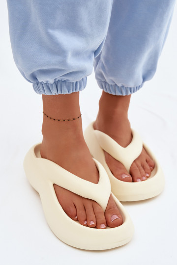 Chaussons femme avec mousse Chaussons couleur ivoire Roux