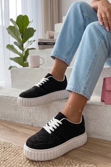 Zwarte platform sneakers...