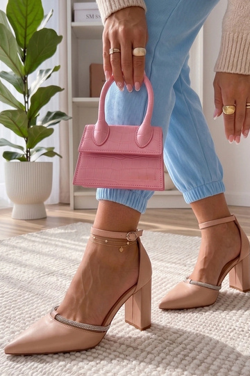 Zandkleurige schoenen met zirconia Madeleine 2