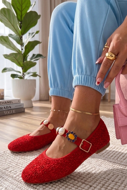 Rode ballerina's met decoratieve band...