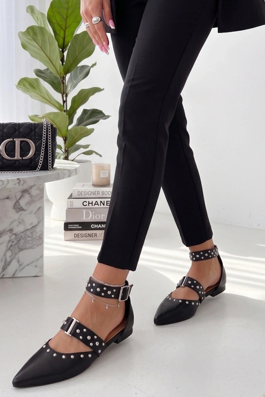 Ballerines noires avec des cristaux...