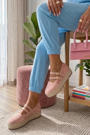Espadrilles roses sur... 2