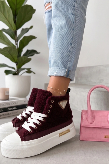 Sneakers bordeaux en fourrure sur plateforme avec strass au-dessus de la cheville Lucia