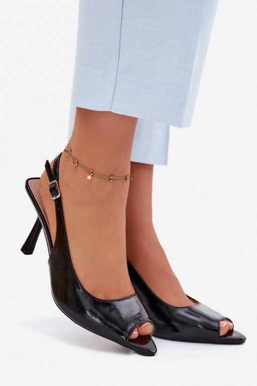 Sandales pour femmes avec des talons fins couleur noire Sevina