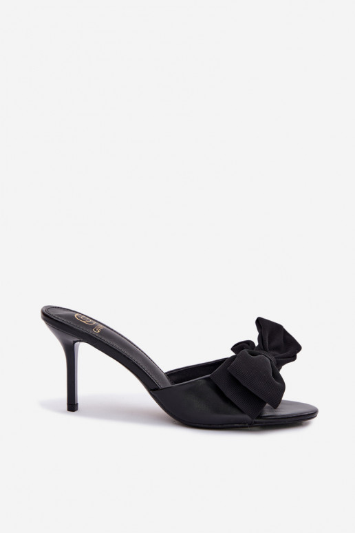 Mules pour femmes avec fins talons et nœuds couleur noire Jelessa