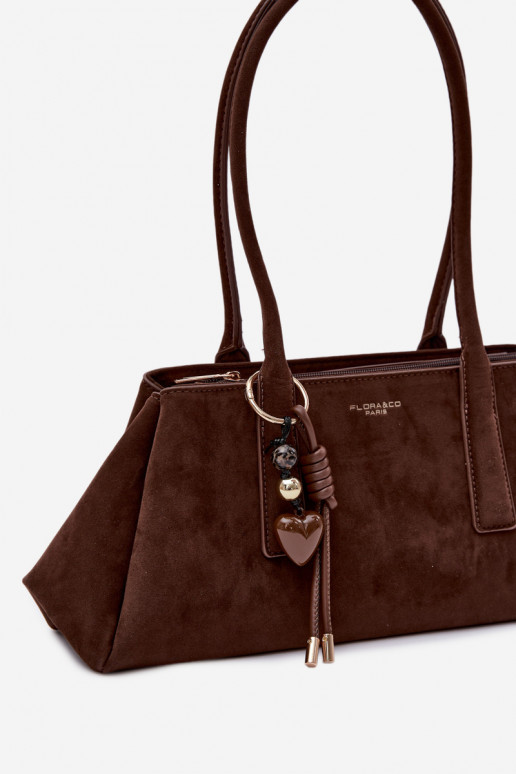 van eco-suèdeoIna HandtasBrelokiem CzekoladoIna Nelina
