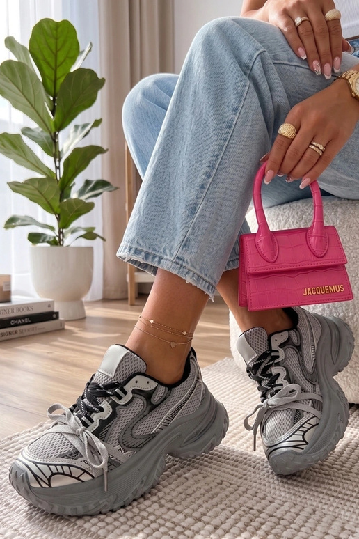 Grijze sneakers op een chunky zool Eris