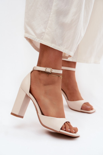 Sandales à talons hauts ivoire pour femmes en cuir verni Melvra