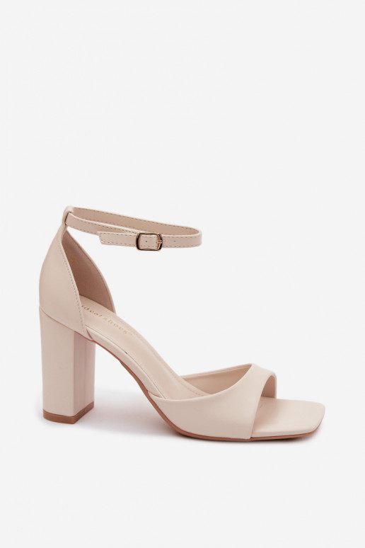 Ivoor kleurige dames hoge hakken sandalen van faux leer Melvra