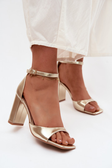 Sandales à talons hauts pour femmeImitacji Skóry couleur dorée Melvra 2