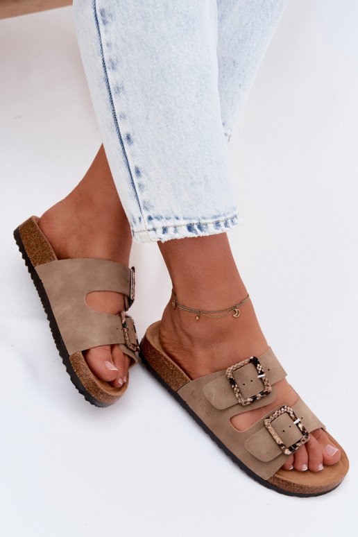 Damenhausschuhe mit Schnallen Lee Cooper LCIN-26-35-4451L Khaki-Farbe