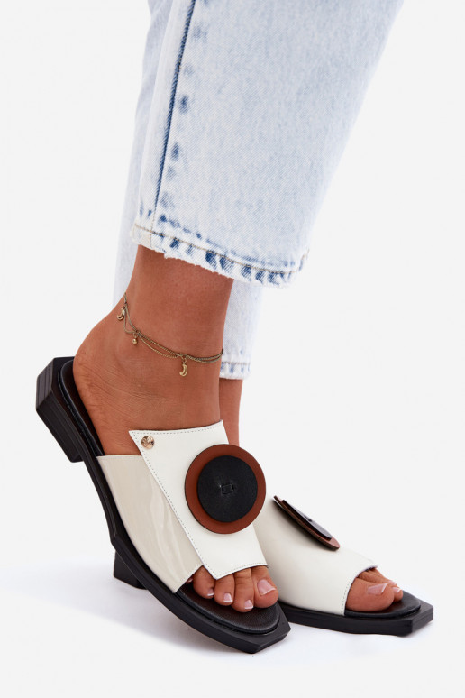 Lederhausschuhe Feminin geometrisches Design Es mussciejka K7479-01 Beige-schZuarze Farbe