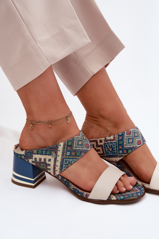 Leren dames slippers in zand en blauw met patroon en hak Tai turiciejka K7522-04