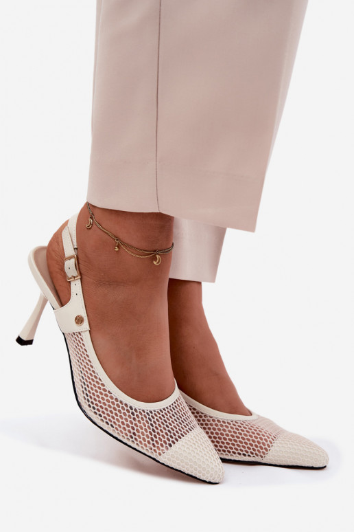 Peau Sandales ajourées Chaussures Féminin avec des talons fins Il fautciejka K7507-22 couleur ivoire