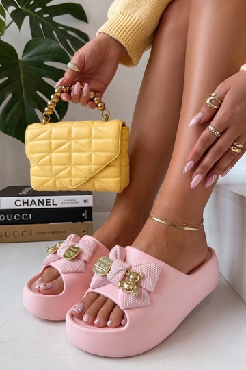 Roze platform slippers met... 2