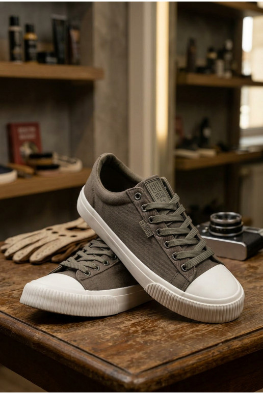 Herren niedrige Freizeitschuhe graue Farbe