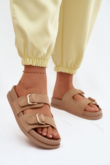 Beige Slipper mit goldenen Schnallen Pelorin 2