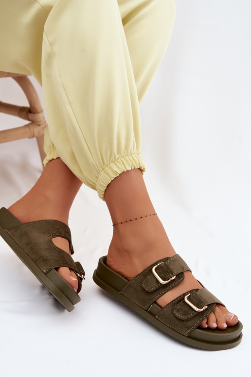 Khaki Slipper mit goldenen Schnallen Pelorin